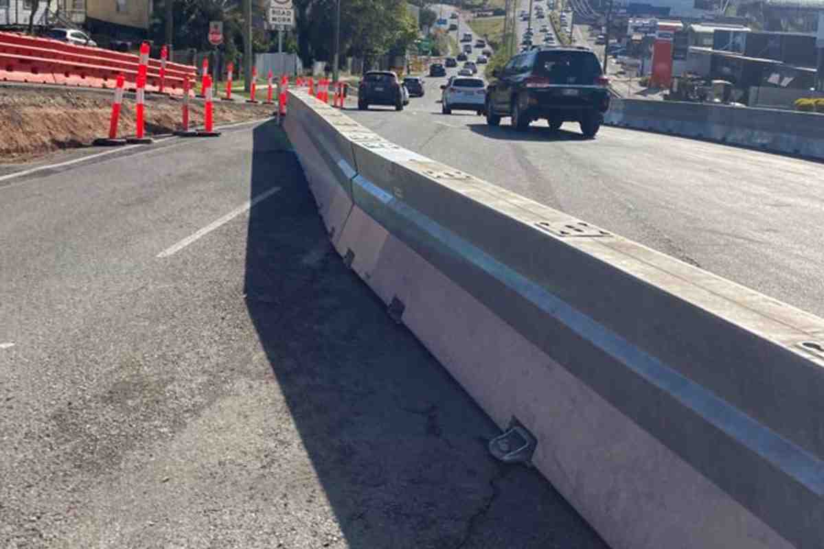 steel barriers on a road for the Indooroopilly Roundabout Upgrade in Brisbane